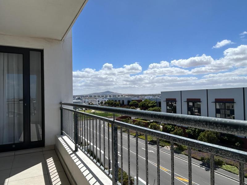 To Let 1 Bedroom Property for Rent in Sandown Western Cape